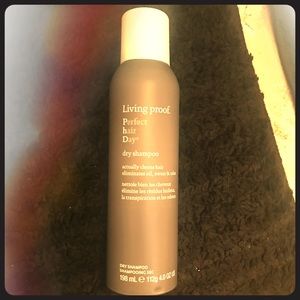 Living Proof perfect hair day dry shampoo
